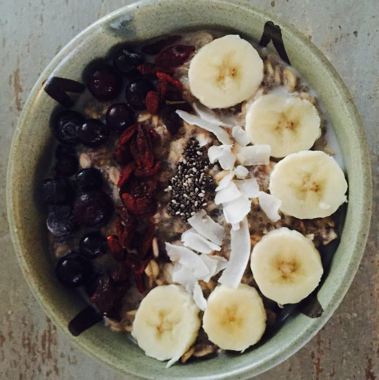 Blueberry and Cinnamon Protein Porridge